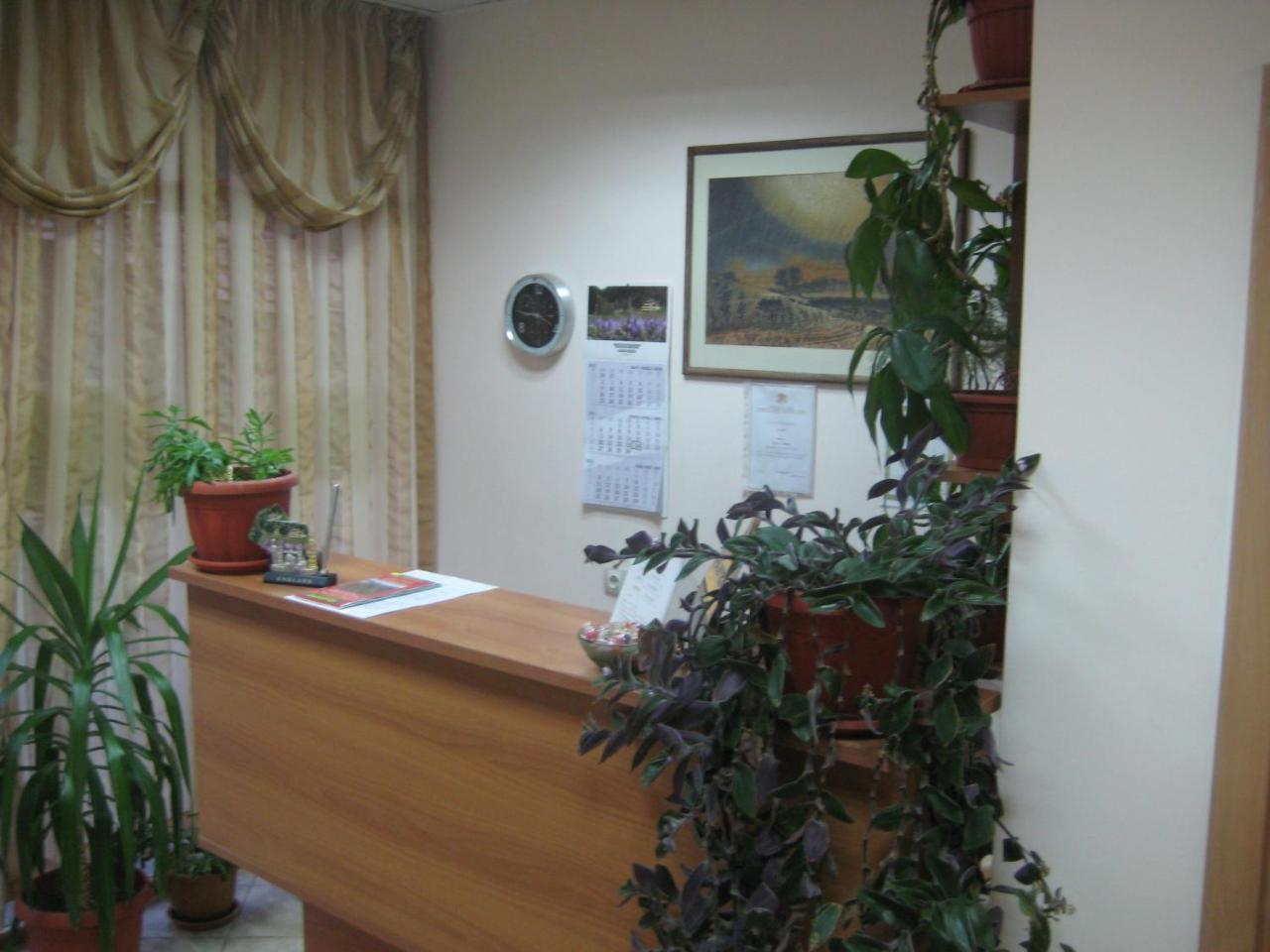 יאגודינה Hotel Restaurant Popini Laki מראה חיצוני תמונה