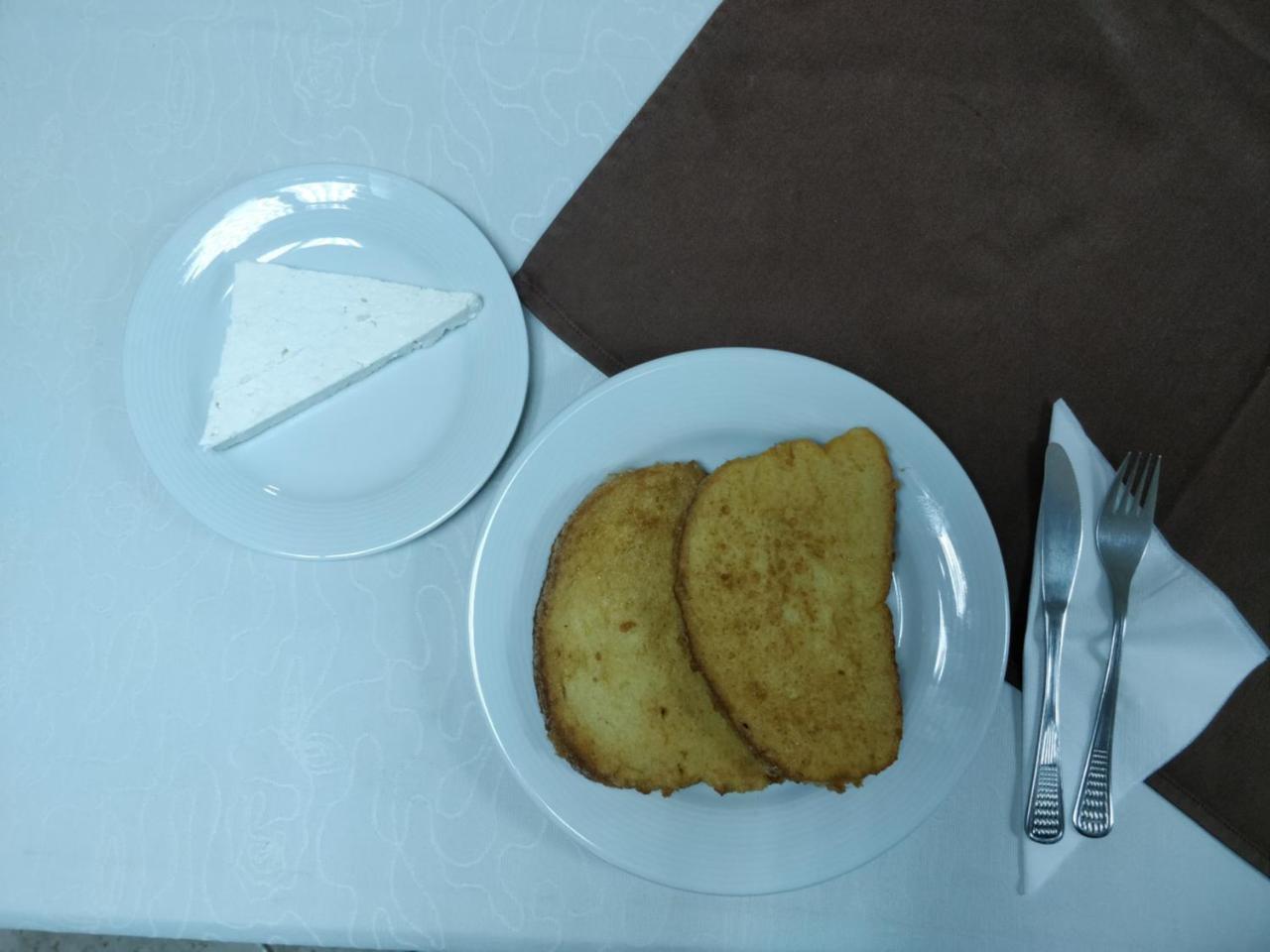 יאגודינה Hotel Restaurant Popini Laki מראה חיצוני תמונה