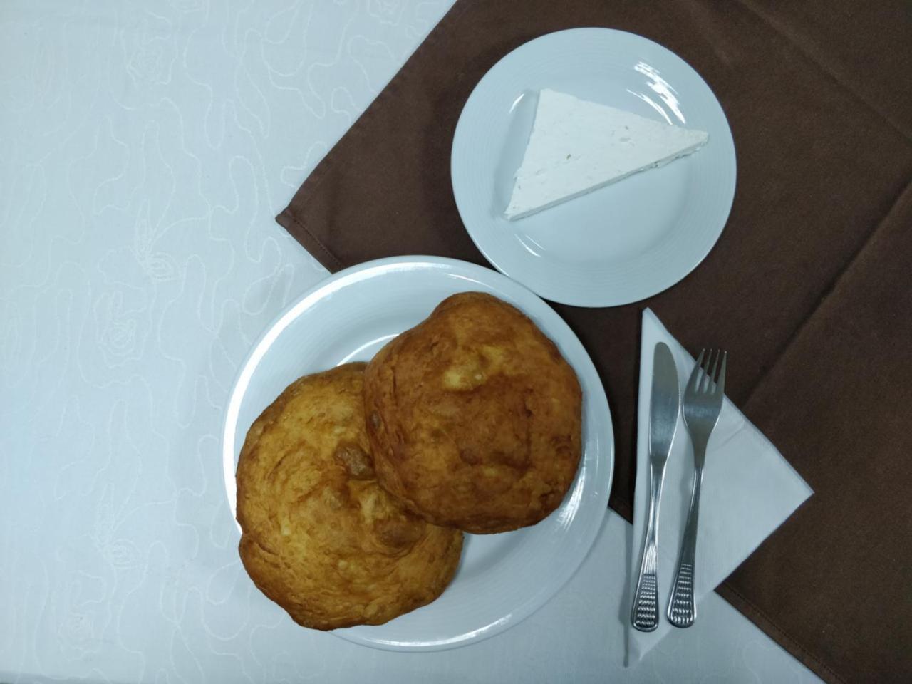 יאגודינה Hotel Restaurant Popini Laki מראה חיצוני תמונה